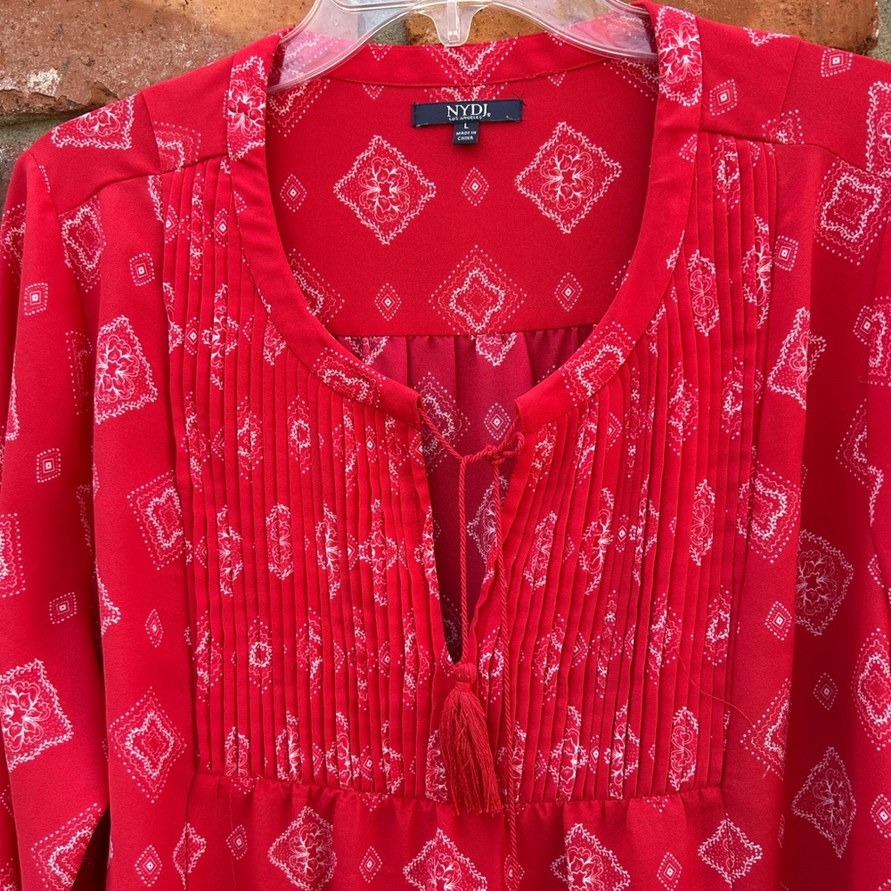 NYDJ Red Printed Pintuck Peasant Blouse L - Picture 4 of 7